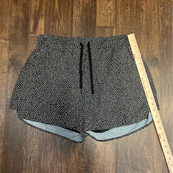 Buff Bunny Collection Flo Shorts Size Women’s Large Color Black Bossy Print - Picture 9 of 10